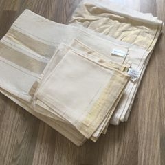 Debenhams tablecloth and napkins