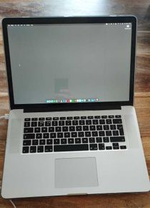 MacBook Pro 15 - parts