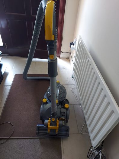 DYSON DC08, in excellent condition, Great suction