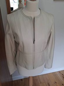 Stunning Cream Genuine Leather Jacket as New (12)