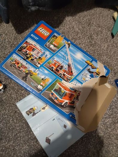 limited edition Lego 60107 firetruck