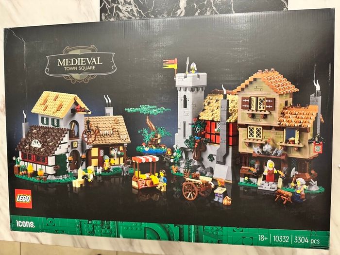 Lego 10332 Icons - Medieval Town Square