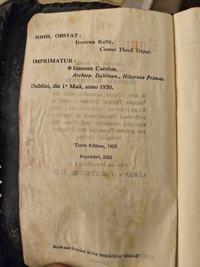The Roman Missal published by Browne and Nolan Limited in Dublin. 1950 EDITION IN GOOD CONDITION.  SEE PHOTOS FOR SAME.