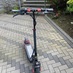 electronic scooter