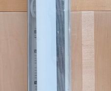 Cordless pleated blinds