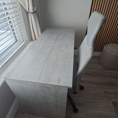 Office desk + Chair