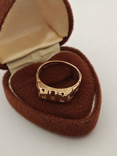 Vintage 9ct Gold MUM Ring - FULLY Hallmarked - Size P