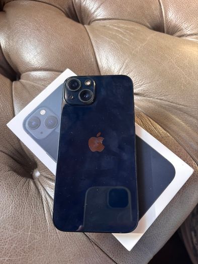 iPhone 13 Midnight blue
