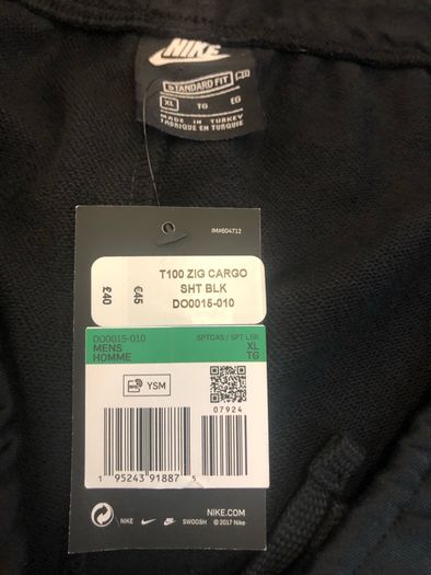 Nike zig cargo Shorts size xl