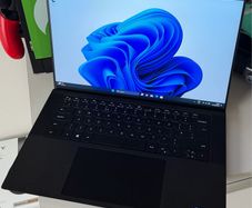 Dell Precision 5560 i9 Laptop