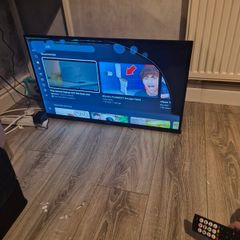 broken screen 32 inch smart tv