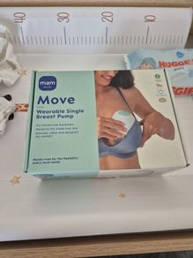 Mam move wearable breast
