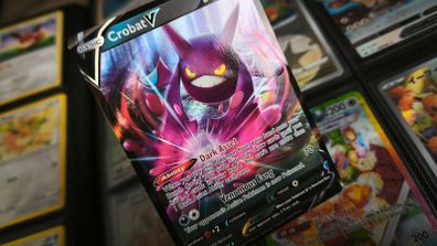 Crobat V ! Ultra Rare ! from Shining Fates Set ! 2021 ! Pokemon Card !