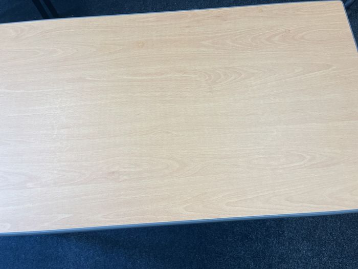 desks x 4 (nice day/hint office brand)