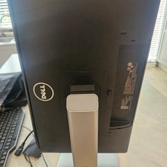 Dell UltraSharp24 inch Full HD+ Screen monitor