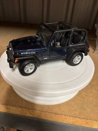 Jeep Wrangler comfortable 1:18