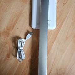 Desk lamp with usb charging