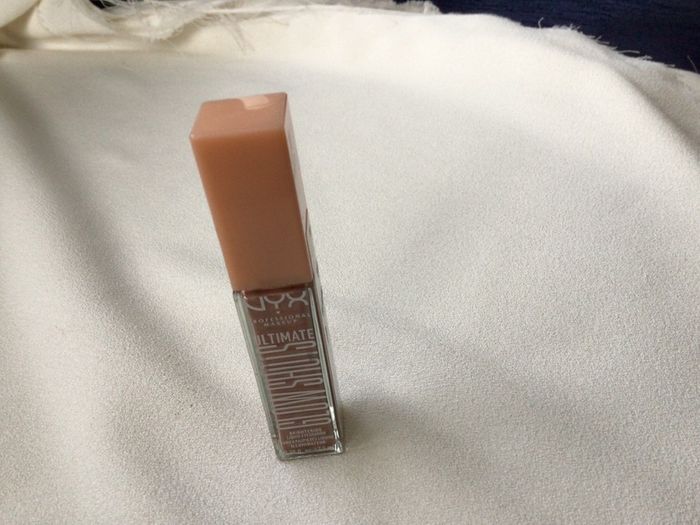 Brand New NYX Ultimate Glow Shots Brightening Liquid Eyeshadow