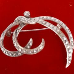 vintage Brooches