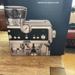 Delonghi La specialista coffee machine