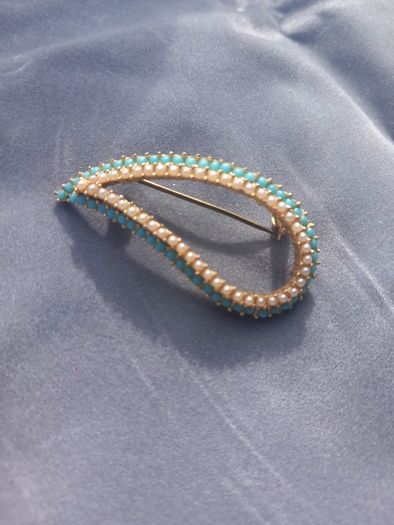 Stamped A595 1950s vintage brooch, no damage. D18 POST 3e