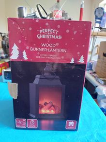 Christmas Wood Burner Lantern, Christmas Log Candle with holly & Berries and dOTERRA PETAL DIFFUSER