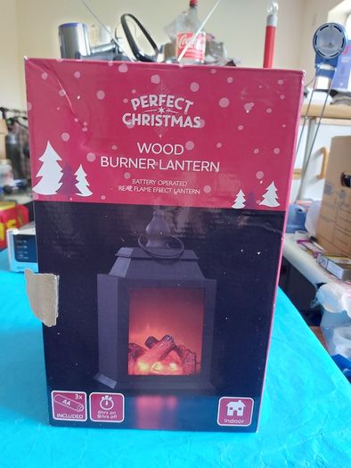 Christmas Wood Burner Lantern, Christmas Log Candle with holly & Berries and dOTERRA PETAL DIFFUSER
