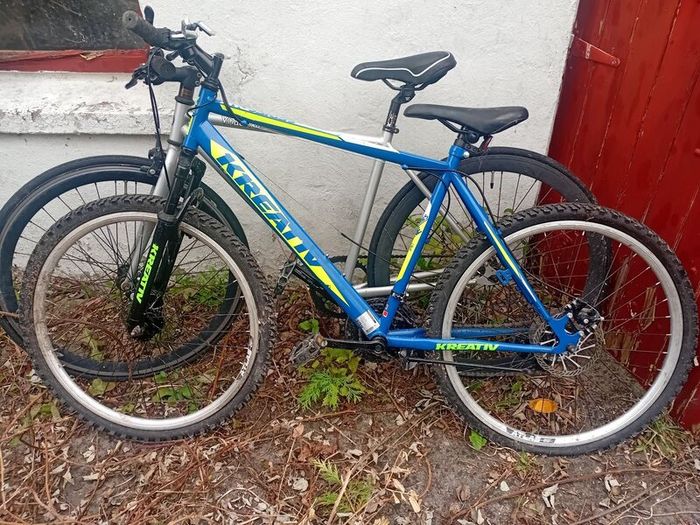 4 bikes, table saw, gokart, portable air compresso