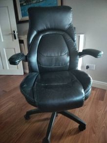 Lazyboy leather office chair