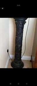 Vintage pillar