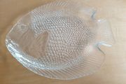 Glass fish plate