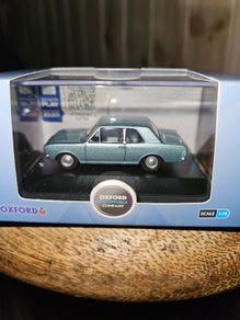 Oxford Diecast Ford Cortina mk2 1.76 Scale