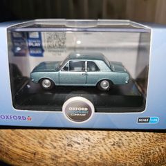 Oxford Diecast Ford Cortina mk2 1.76 Scale