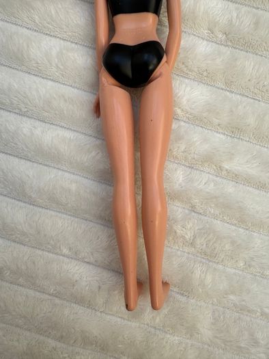 Shrek Princesses Princess Fiona Kung Fu Action Doll Dreamworks 2007 Used Her legs are a bit too lose Please see photos