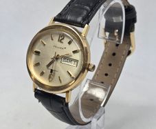 Feuver men's wach