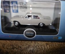 Oxford Diecast Ford Zephyr 1.76 Scale