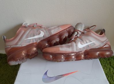 Nike Air VaporMax 2019 Rose Gold (Women's) UK-7.5/EUR-42 AR6632-601 Rose Gold/Moon Particle-Summit White-2019