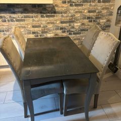 table and 4 chairs