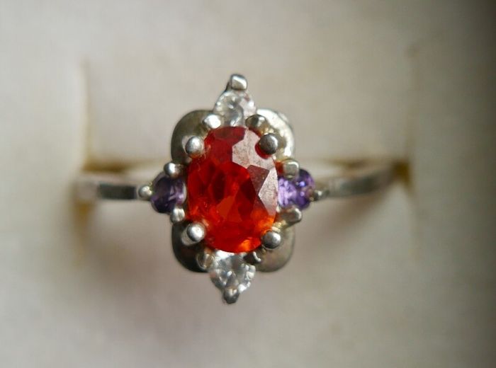 Vintage 925 Sterling Silver Ring with Central Orange Stone and Accent Stones