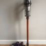 Dyson v10 vacuum Image 5