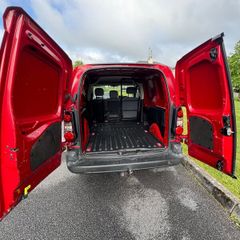 Citron Berlingo 2016.  CVRT 06/27