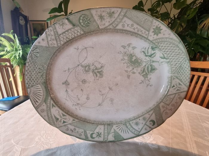 A large old platter