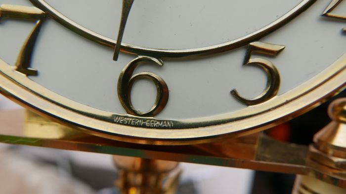 Vintage Kundo  Clock Made In Germany   Battery Operated (works well)