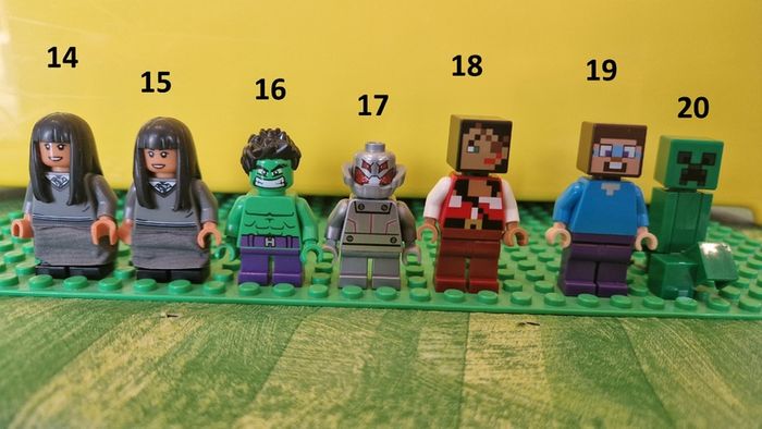 LEGO - various minifigs Minecraft / Marvel / Ninjago / Friends