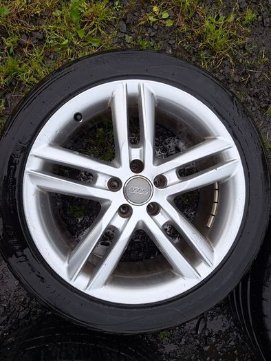 18" Genuine Audi A6 S Line Alloys with tyres