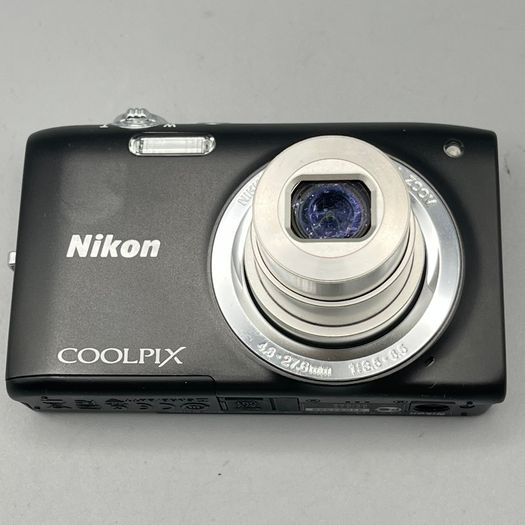 Nikon COOLPIX S2700 16MP Digital Camera Black - Boxed - Full Kit Nr Mint