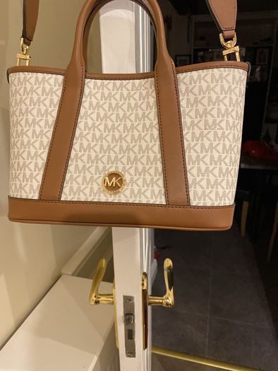 New Michael kors Tan/white handbag