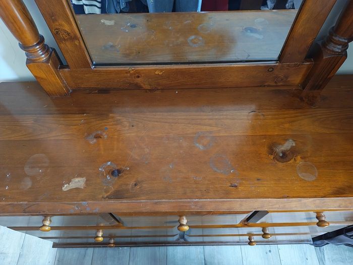 Dressing table