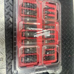 Milwaukee 3/8 impact socket set
