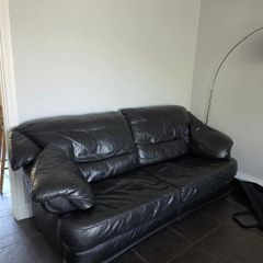 sofa 3+1.. Delivery available